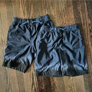 Lot (2) of Gap Fit Shorts in size Large (10)